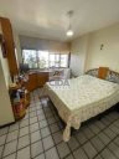 ESPAÇO E CONFORTO DEFINEM ESSE APARTAMENTO - COM LAZER