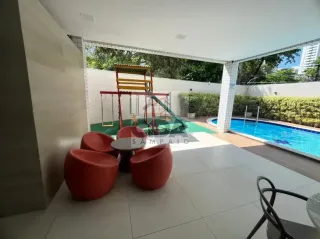 A POUCOS METROS DO MAR - AMPLO APARTAMENTO COM LAZER E 2VGS