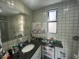 A POUCOS METROS DO MAR - AMPLO APARTAMENTO COM LAZER E 2VGS