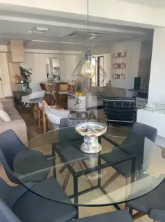 Apartamento Amplo e Sofisticado – Pronto para Receber Você e Sua Família!