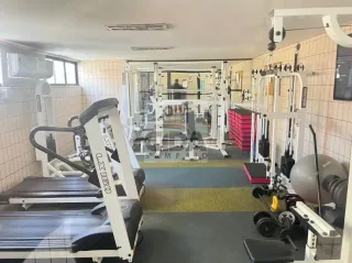 AMPLO APARTAMENTO EM ANDR ALTO COM LAZER E VAGAS SEPARADAS