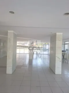 Sofisticação, Espaço e Vista Mar Exclusiva – Apenas 150m da Praia