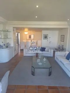 Sofisticação, Espaço e Vista Mar Exclusiva – Apenas 150m da Praia