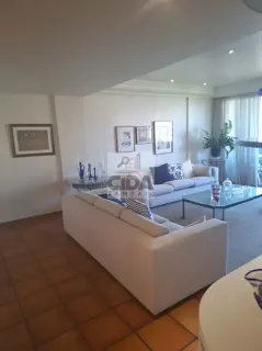 Sofisticação, Espaço e Vista Mar Exclusiva – Apenas 150m da Praia