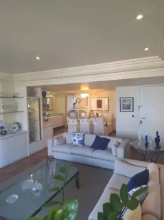 Sofisticação, Espaço e Vista Mar Exclusiva – Apenas 150m da Praia