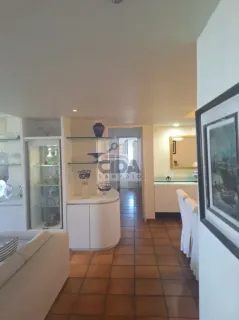 Sofisticação, Espaço e Vista Mar Exclusiva – Apenas 150m da Praia