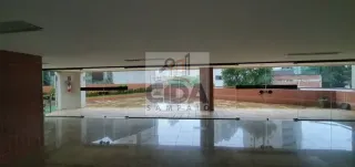 COM LOCALIZAÇÃO DIFERENCIADA ESTE APARTAMENTO AGUARDA POR VOCÊ