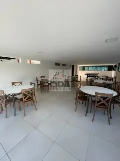 EXCELENTE 4 QUARTOS COM 2 SUÍTES COM PORTEIRA FECHADA