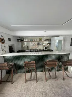 EXCELENTE 4 QUARTOS COM 2 SUÍTES COM PORTEIRA FECHADA