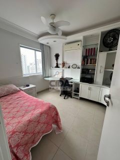 Imóvel para venda possui 150 metros quadrados com 4 quartos em Boa Viagem - Recife - PE.