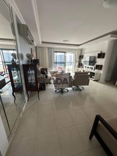 Imóvel para venda possui 150 metros quadrados com 4 quartos em Boa Viagem - Recife - PE.