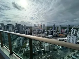 COM BELISSÍMA VISTA DO MAR, APENAS 100 MTS DA AVENIDA B. VIAGEM