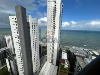 COM BELISSÍMA VISTA DO MAR, APENAS 100 MTS DA AVENIDA B. VIAGEM