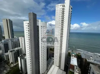 COM BELISSÍMA VISTA DO MAR, APENAS 100 MTS DA AVENIDA B. VIAGEM