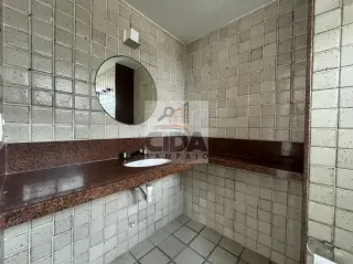 Imóvel para venda possui 188 metros quadrados com 4 quartos em Boa Viagem - Recife - PE