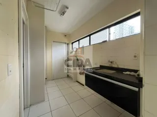 Imóvel para venda possui 188 metros quadrados com 4 quartos em Boa Viagem - Recife - PE