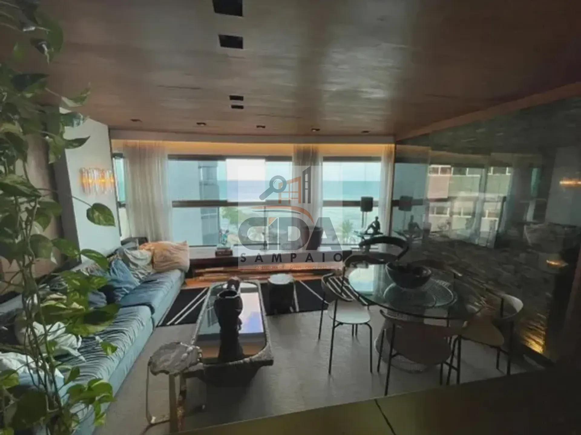 VENDA - APARTAMENTO SEMI MOBILIADO NA AV. BOA VIAGEM