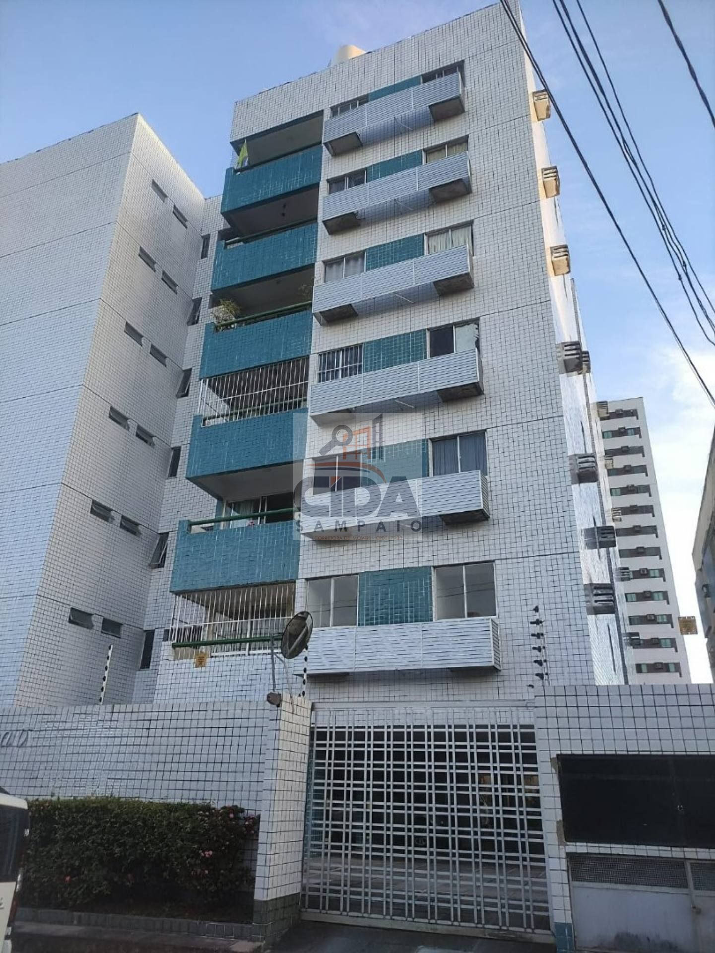 Imóvel para venda possui 80 metros quadrados com 3 quartos em Boa Viagem - Recife - PE.