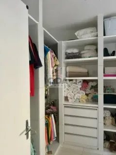 ESPAÇO E CONFORTO DEFINEM ESSA BELÍSSIMA E ESPAÇOSA CASA