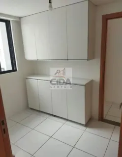 APARTAMENTO REFORMADO, LOCALIZADO PRÓXIMO AO SHOPPING RIOMAR.