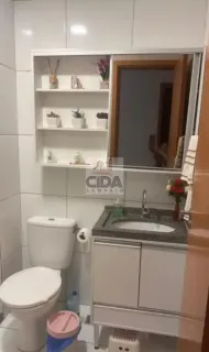 APARTAMENTO REFORMADO, LOCALIZADO PRÓXIMO AO SHOPPING RIOMAR.