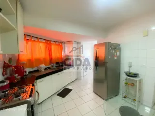 Seu Novo Lar, Cheio de Espaço, Conforto e Localização Privilegiada!