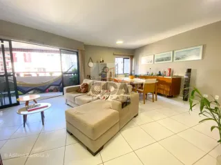 Seu Novo Lar, Cheio de Espaço, Conforto e Localização Privilegiada!