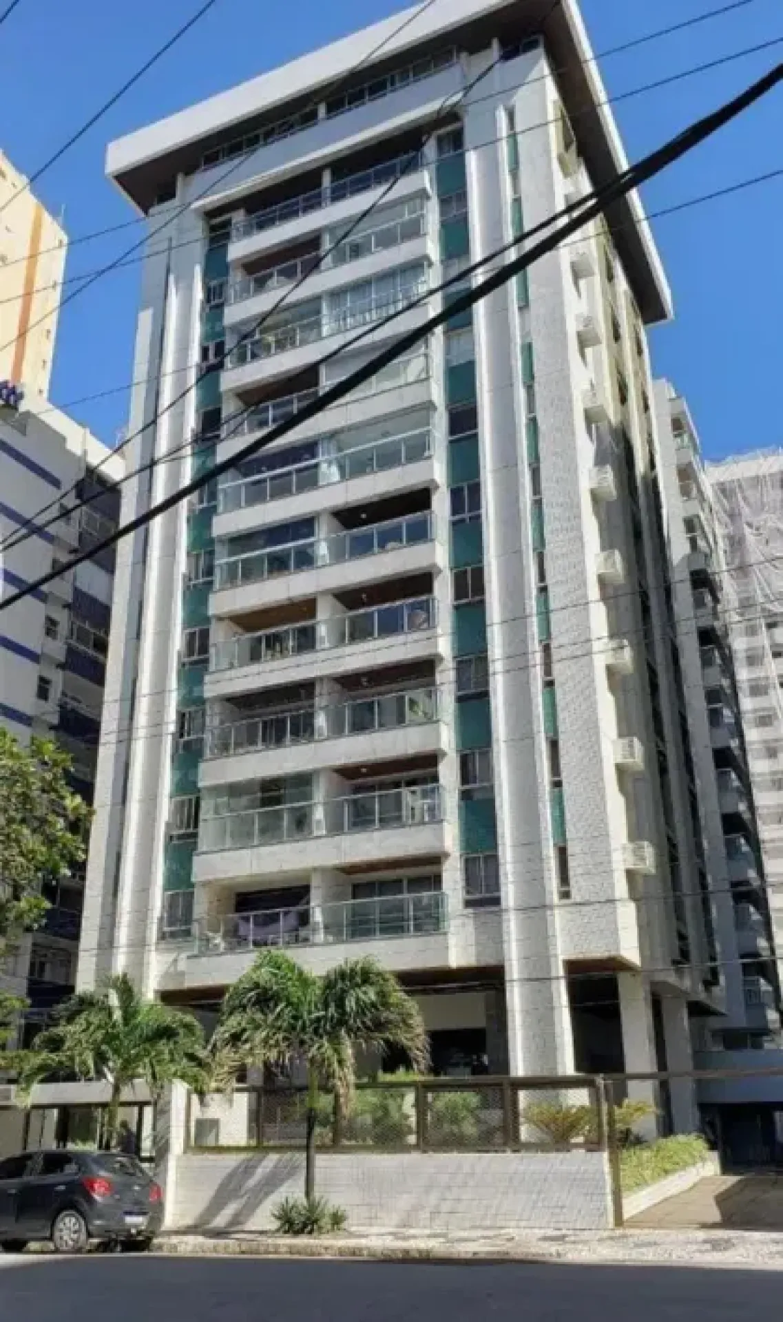 VIVA NA QUADRA DO MAR EM BOA VIAGEM - RUA DO NAVEGANTES !