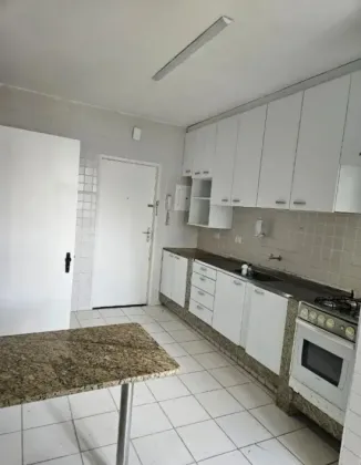 VIVA NA QUADRA DO MAR EM BOA VIAGEM - RUA DO NAVEGANTES !