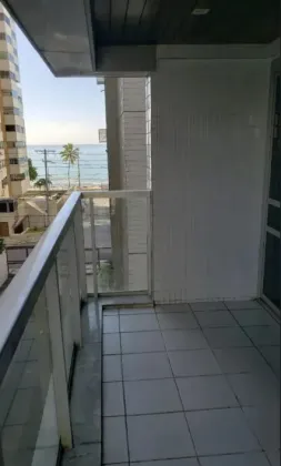 VIVA NA QUADRA DO MAR EM BOA VIAGEM - RUA DO NAVEGANTES !