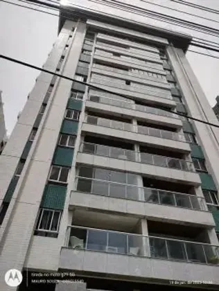 VIVA NA QUADRA DO MAR EM BOA VIAGEM - RUA DO NAVEGANTES !