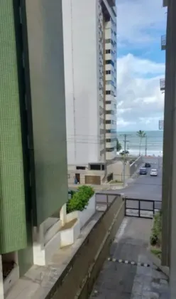 VIVA NA QUADRA DO MAR EM BOA VIAGEM - RUA DO NAVEGANTES !