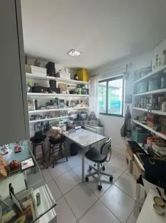 DESFRUTE DA LINDA VISTA QUE ESSE APARTAMENTO LHE OFERECE !