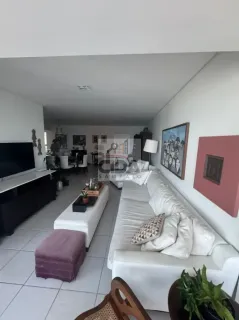 DESFRUTE DA LINDA VISTA QUE ESSE APARTAMENTO LHE OFERECE !
