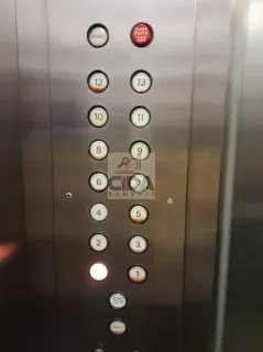 AMPLO APARTAMENTO NA R. NAVEGANTES, COM 3 SUÍTES E 2 VAGAS