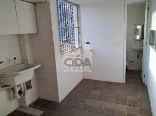 AMPLO APARTAMENTO NA R. NAVEGANTES, COM 3 SUÍTES E 2 VAGAS