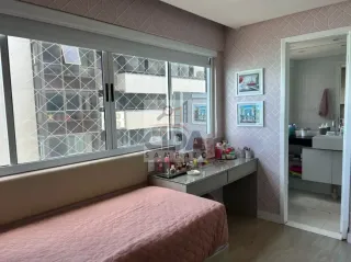 Imóvel para venda possui 160 metros quadrados com 4 quartos em Pina - Recife - PE