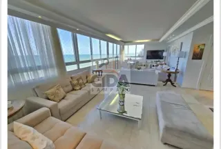 AMPLA COBERTURA DUPLEX NA AVENIDA BOA VIAGEM - 3 VAGAS