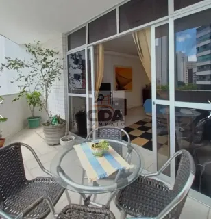 MORE PERTINHO DA PRAIA EM UM APLO APARTAMENTO NASCENTE