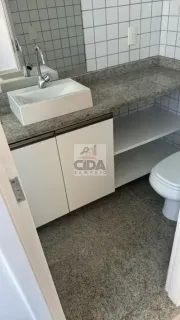 LOCALIZADO NA AVENIDA BOA VIAGEM, 1 POR ANDAR