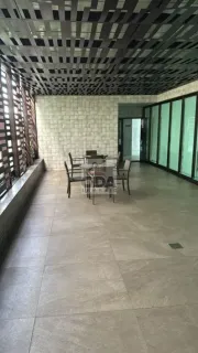 LOCALIZADO NA AVENIDA BOA VIAGEM, 1 POR ANDAR