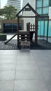 LOCALIZADO NA AVENIDA BOA VIAGEM, 1 POR ANDAR