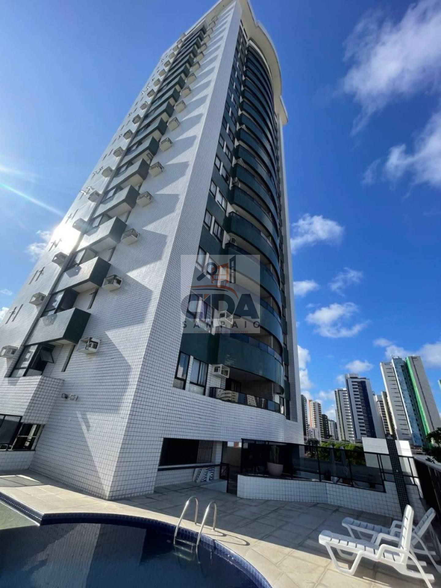 Imóvel para venda tem 115 metros quadrados com 3 quartos em Boa Viagem - Recife - PE.