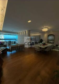 COM LINDA VISTA DO MAR ESTE AMPLO APARTAMNTO ESPERA POR VOCÊ