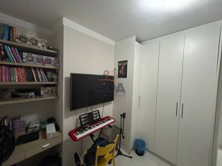 Imóvel para venda possui 100 metros quadrados com 3 quartos em Boa Viagem - Recife - PE.