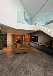 PURO LUXO -  UM VERDADEIRO ESPETÁCULO NA CURVA DO S - COBERTURA.