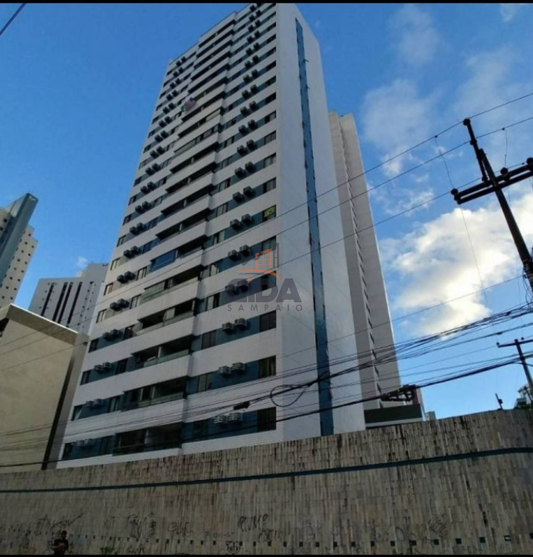 Imóvel para venda possui 100 metros quadrados com 3 quartos em Boa Viagem - Recife - PE.