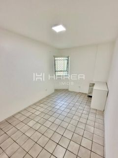 Apartamento beira mar disponível para aluguel.