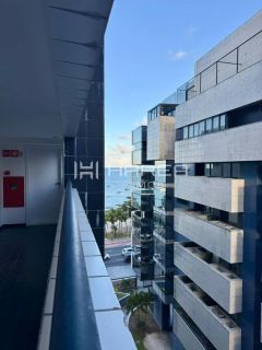 Apartamento beira mar disponível para aluguel.