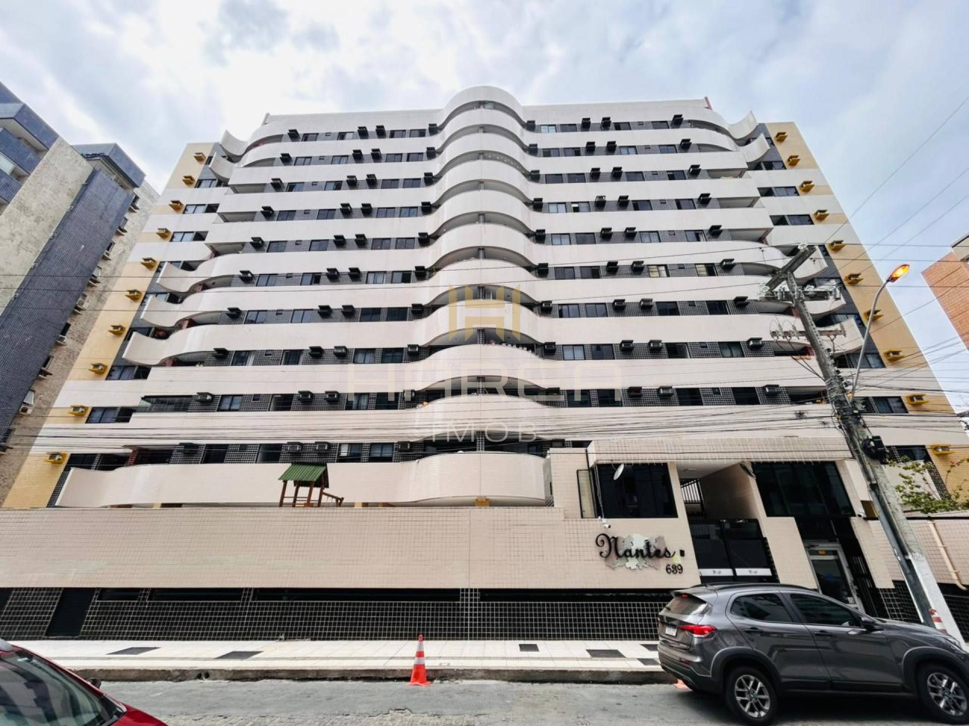 3 quartos  I  Ponta Verde  I  76m²  I  3 banheiros